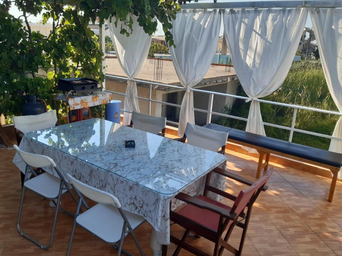 Collaku Apartment'S Vlorë Buitenkant foto