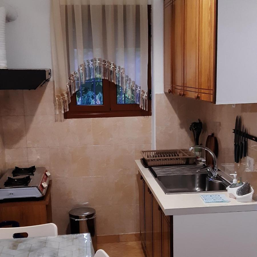 Collaku Apartment'S Vlorë Buitenkant foto