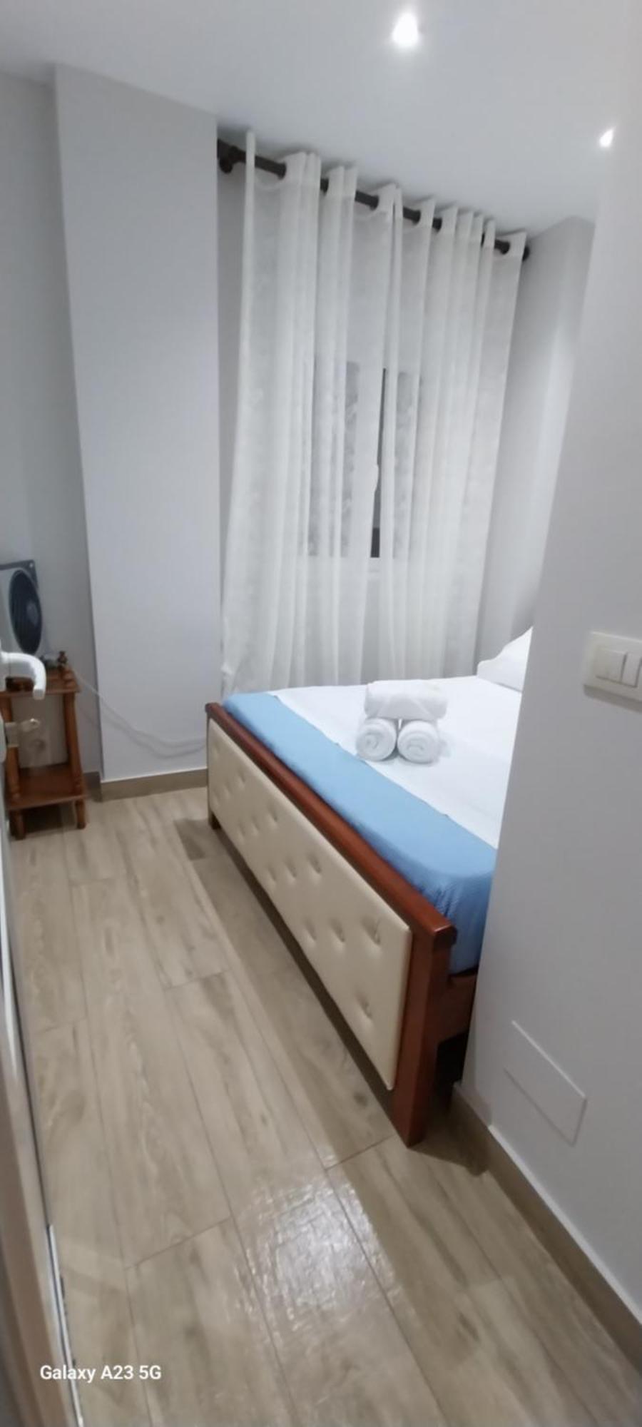 Collaku Apartment'S Vlorë Buitenkant foto