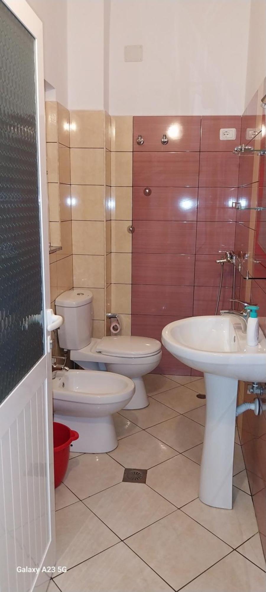 Collaku Apartment'S Vlorë Buitenkant foto