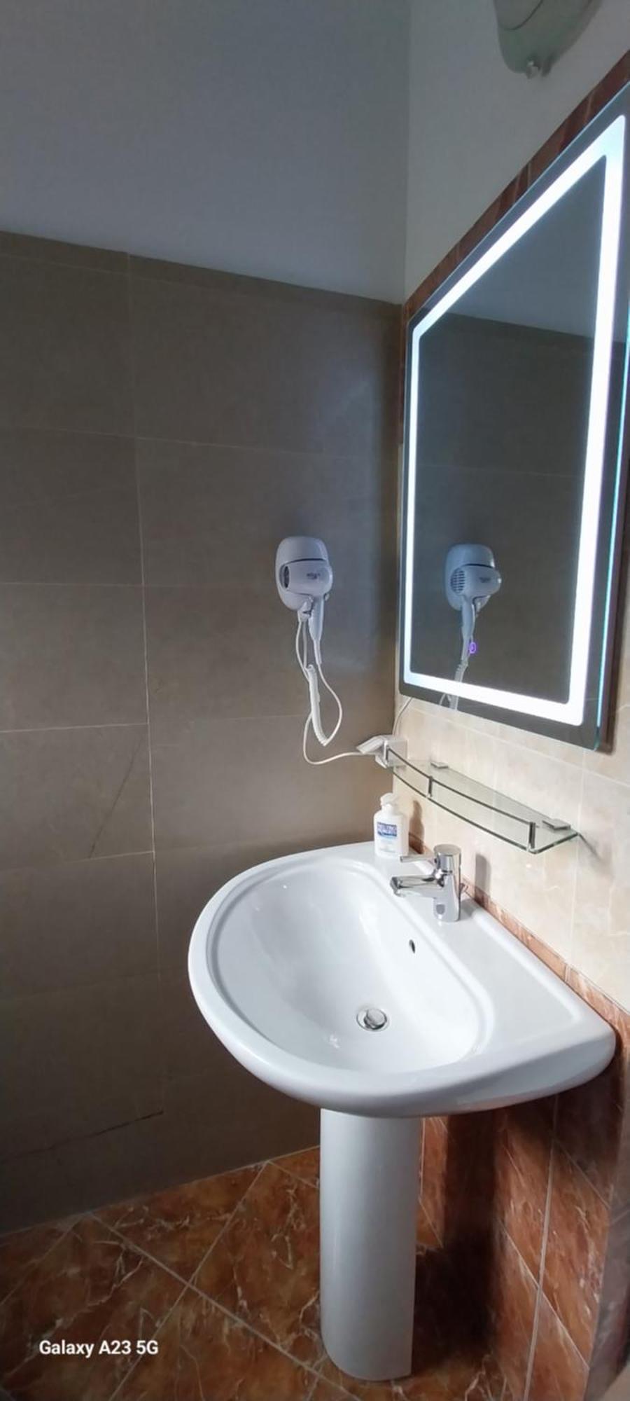 Collaku Apartment'S Vlorë Buitenkant foto